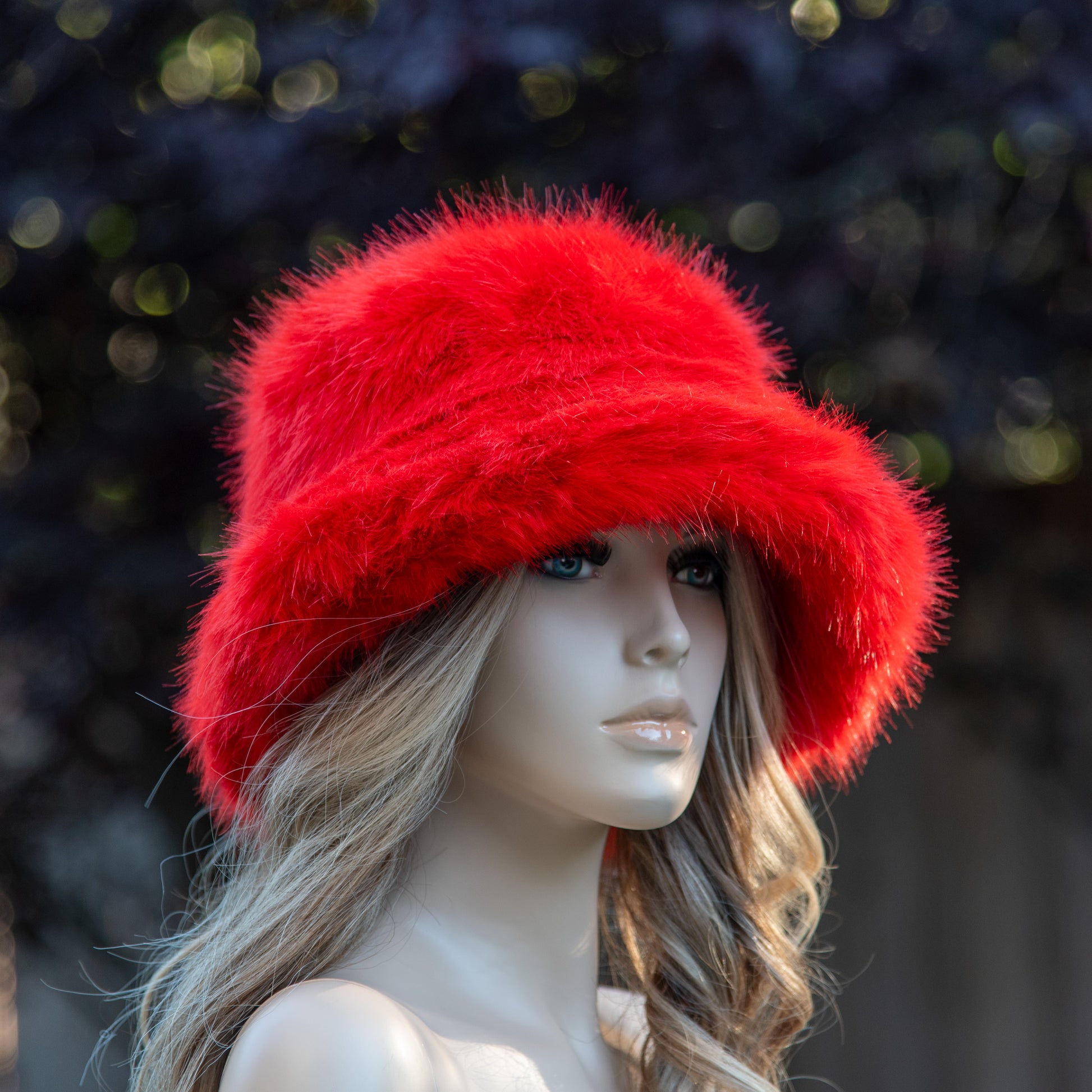 Red faux fur bucket hat